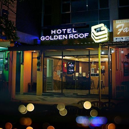 Golden Roof Hotel, Seri Iskandar Esterno foto